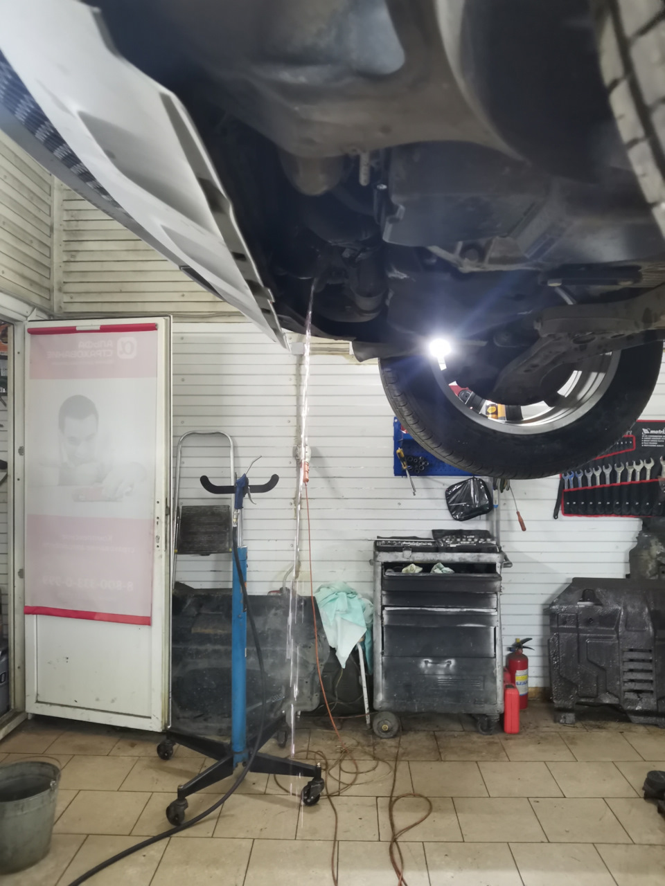 Замена антифриза. — Volkswagen Tiguan (1G), 2 л, 2013 года | расходники ...