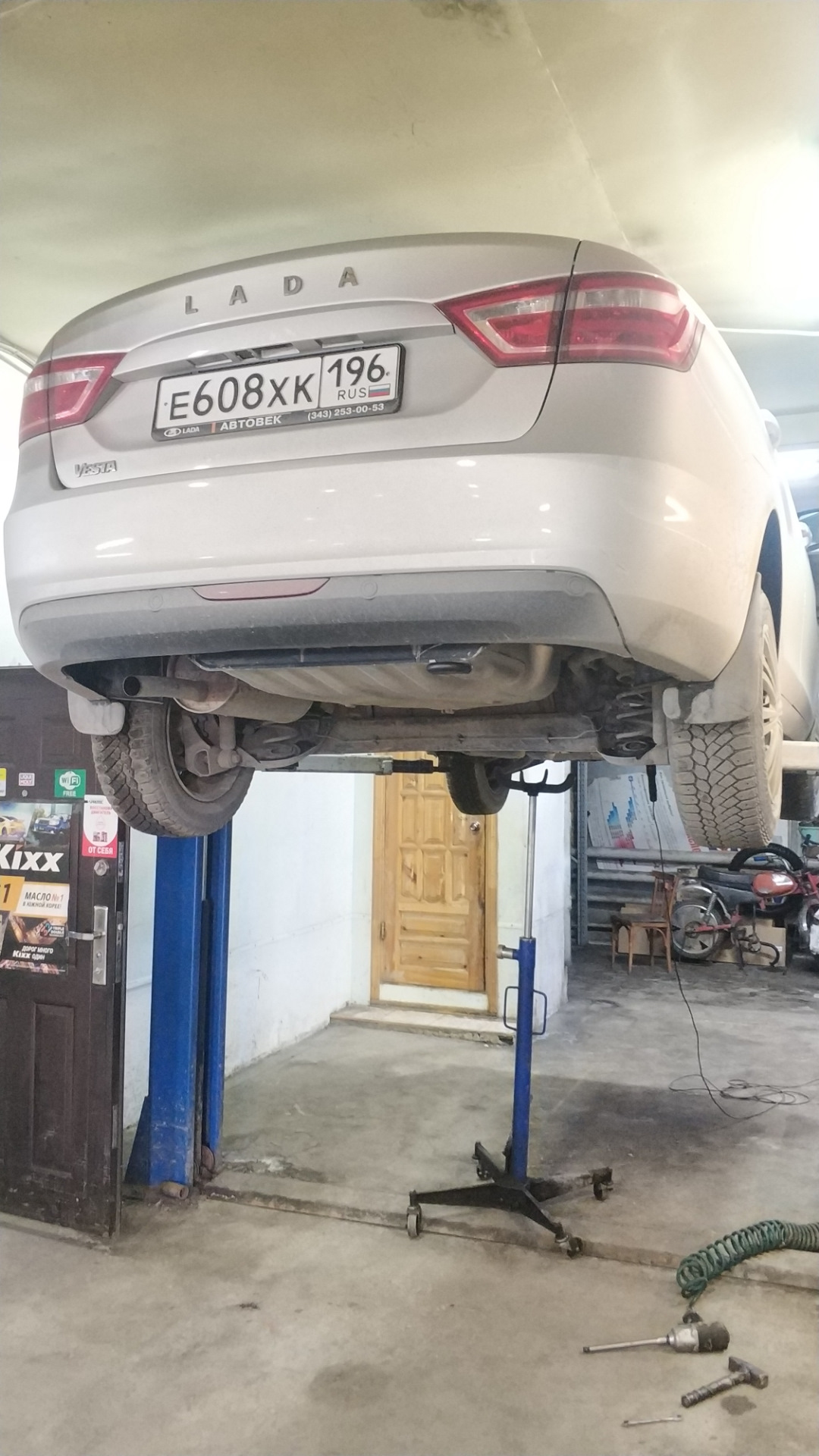 Замена гофры на ЛАДА ВЕСТА — Lada Vesta (1G), 1,6 л, 2017 года ...