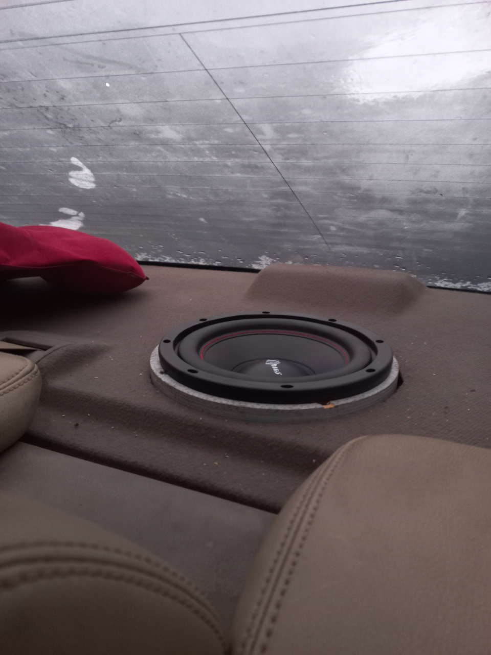 Акустика Hertz uno + саб в заднюю полку — Nissan Teana (J31), 2,3 л ...