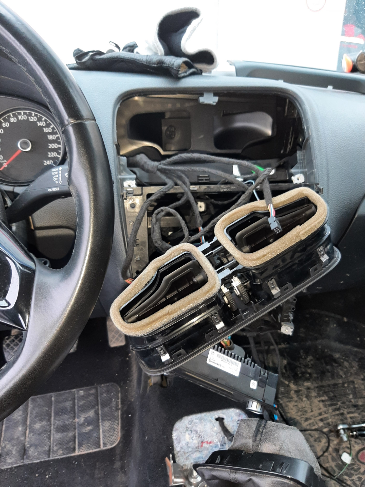 Подогрев задних сидений OEM VW POLO (часть 2). Финиш — Volkswagen Polo ...