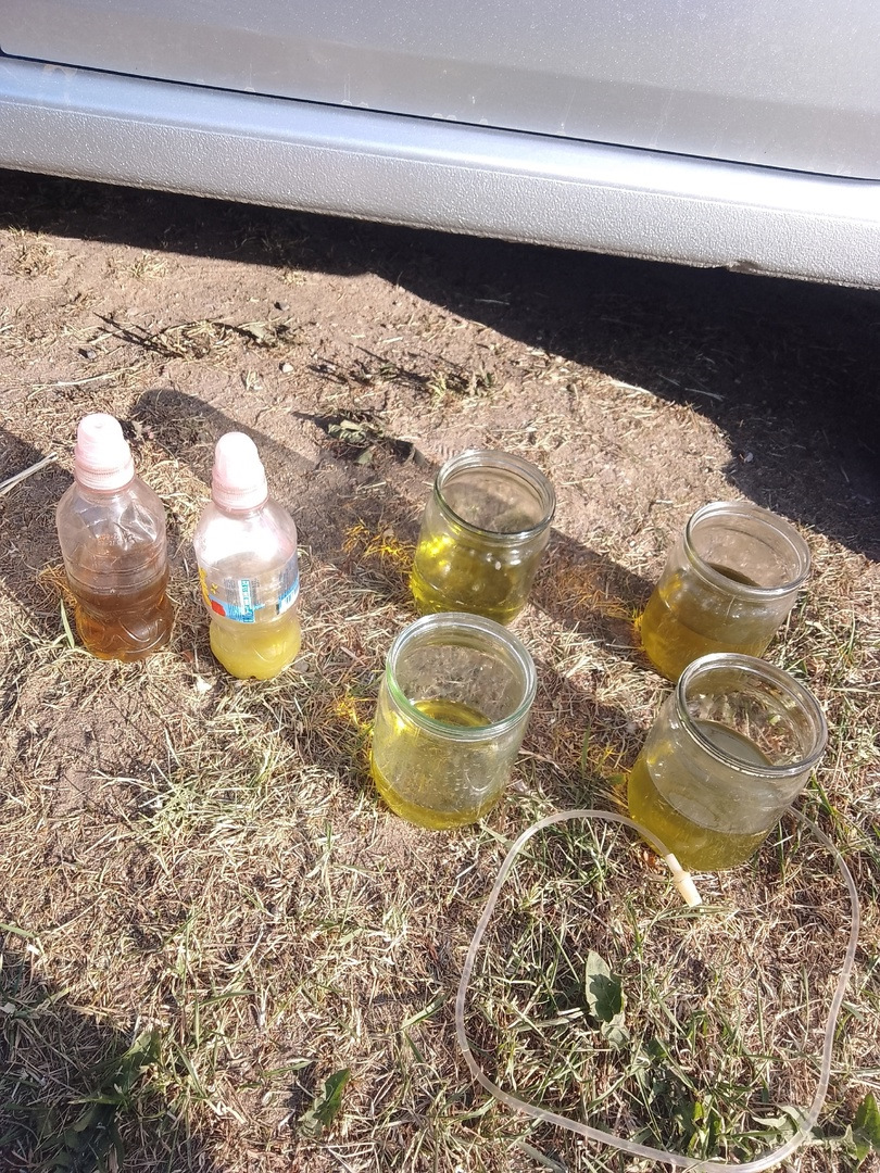 Замена тормозной жидкости в гидроприводе тормозов и сцепления на поло ...