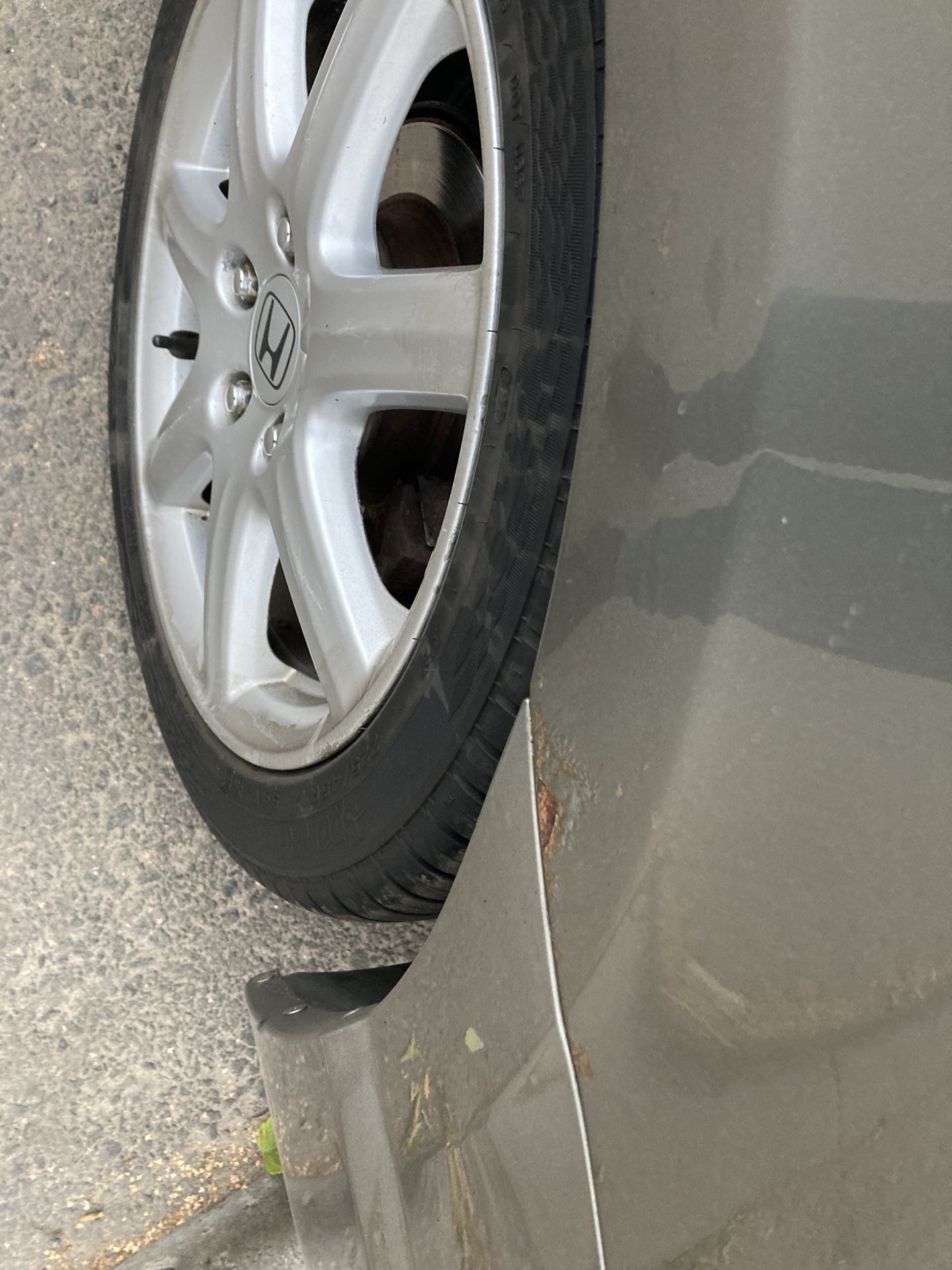 Покрас арок и задние подкрылки — Honda Civic 4D (8G), 1,8 л, 2008 года ...