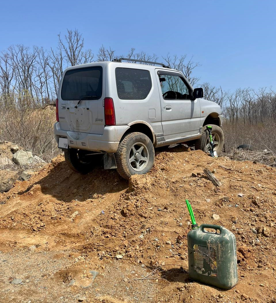 Фото в бортжурнале Suzuki Jimny (1G)