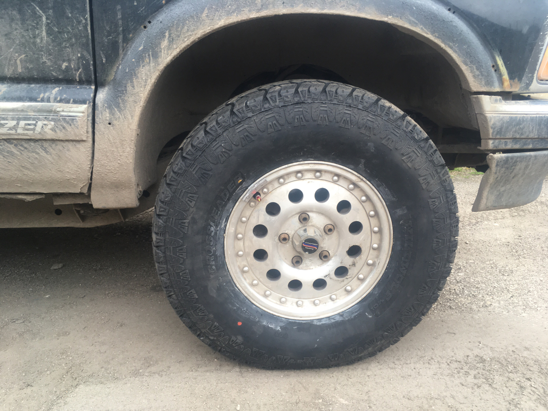Переобулся. Crossleader W01 — Chevrolet Blazer (S-15), 4,3 л, 1996 года ...