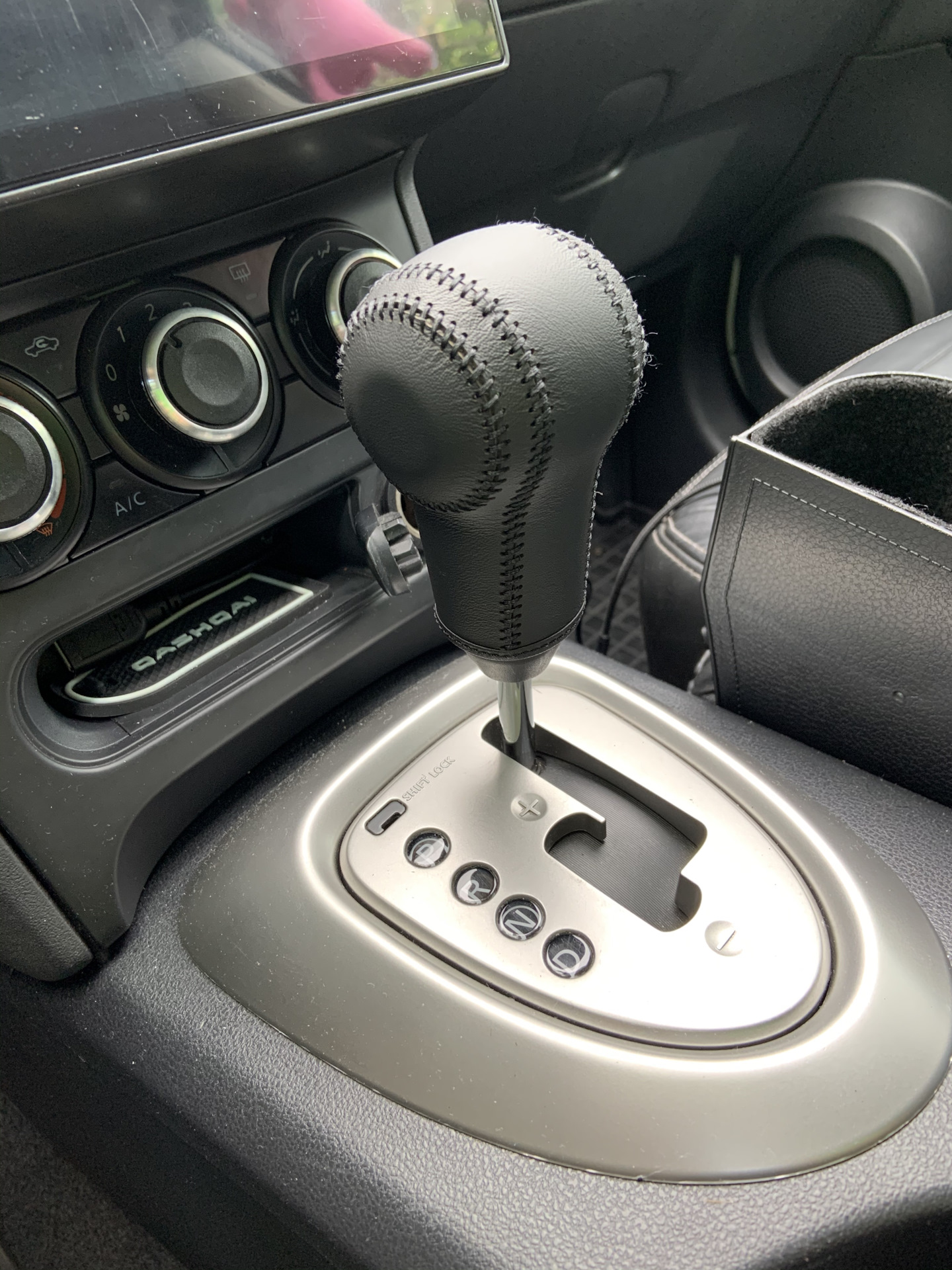 Лансер 10 селекторы кпп автомата и вариатора. Митсубиси аутлендер ручка коробка. Nissan x-trail t31 автомат ручка переключения передач. Рычаг акпп митсубиси аутлендер 3. Кашкай 1.