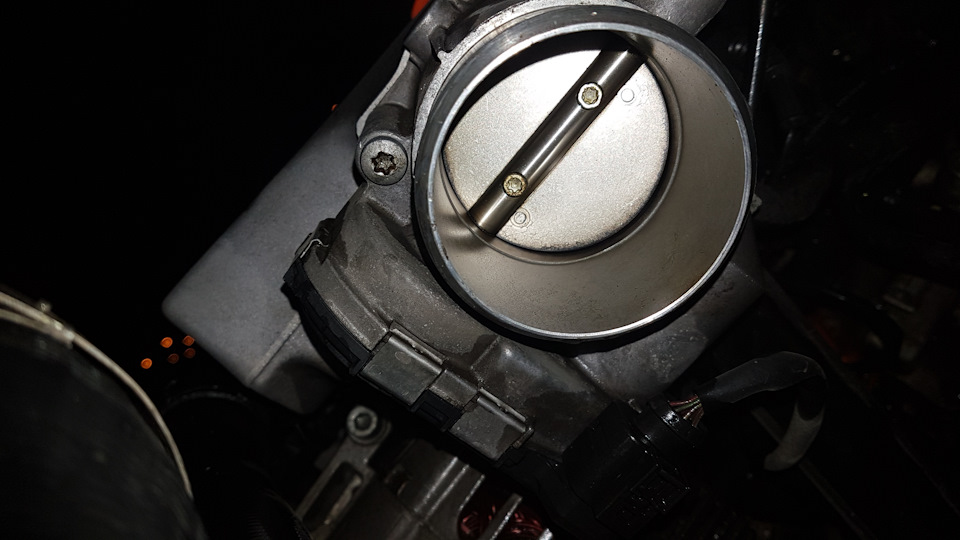 Появился треск при повороте ключа зажигания Ауди А4 Б7 1.8 турбо — Audi ...