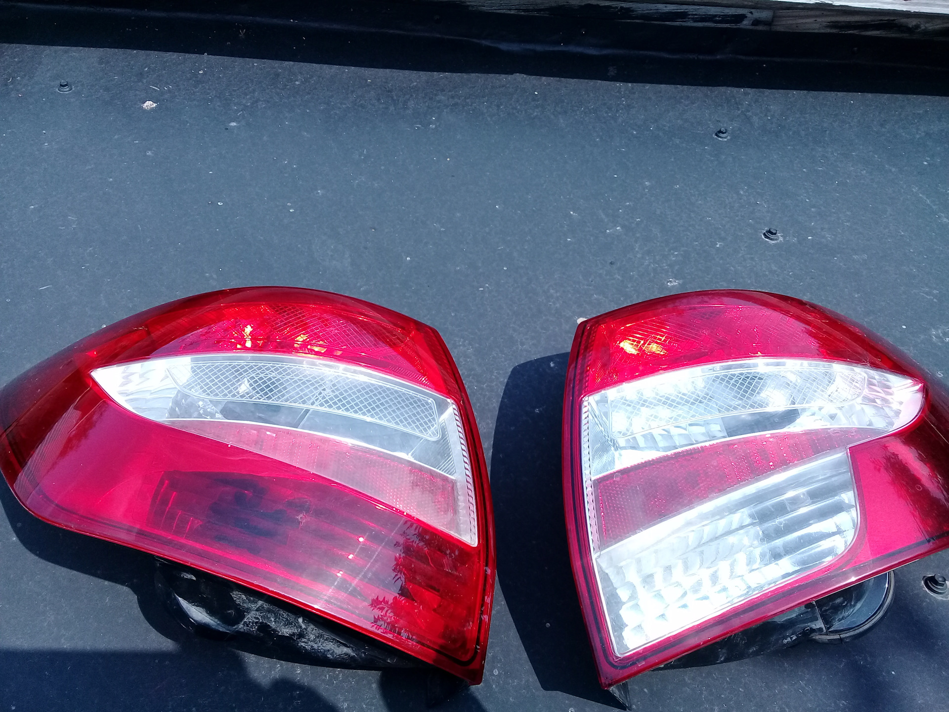 ДОРАБОТКА ЗАДНИХ ФОНАРЕЙ — Lada Гранта (1G), 1,6 л, 2013 года | своими ...