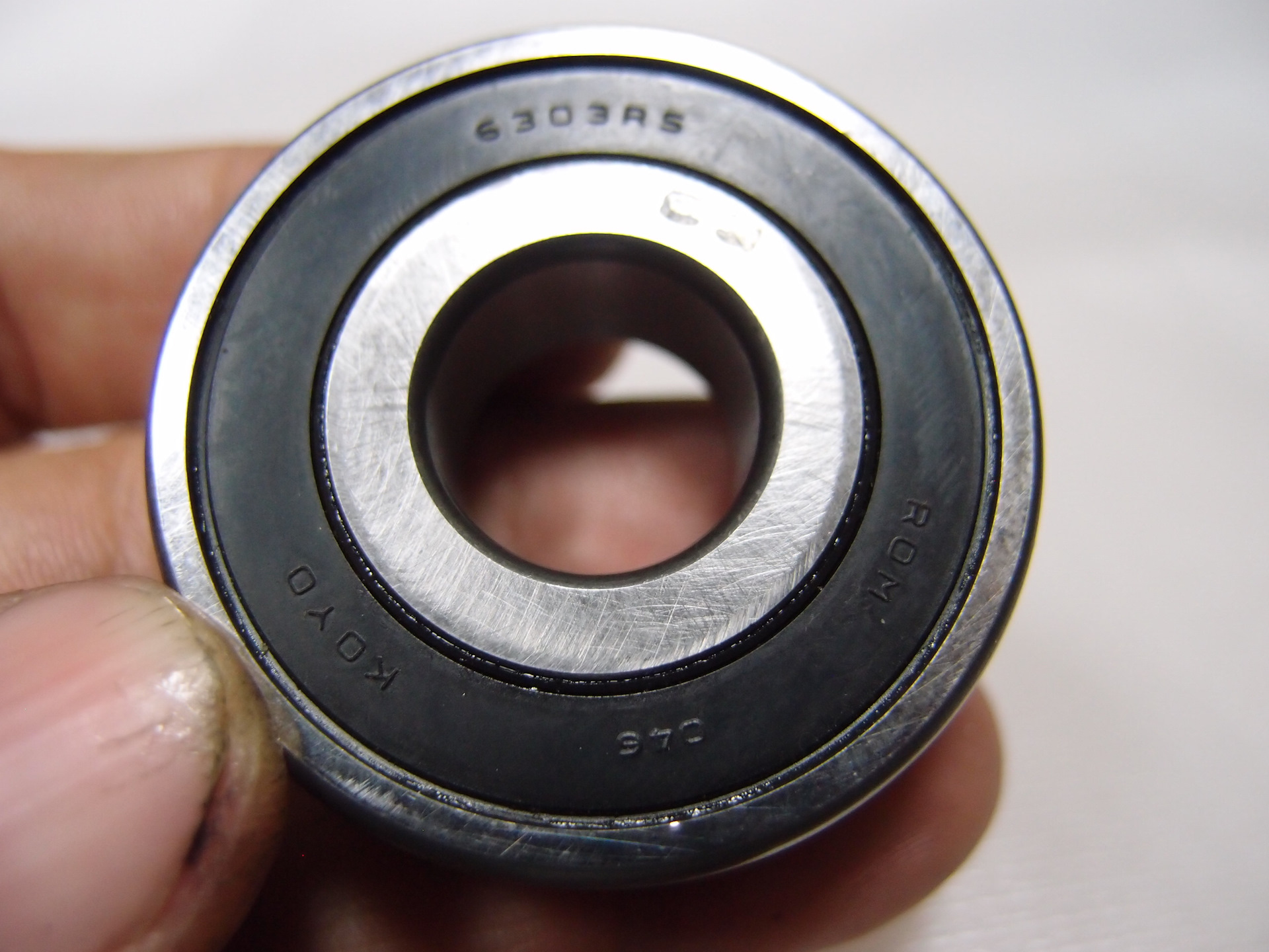 Подшипник 6203 для ролика натяжителя. Подшипники генератора сузуки сх4. Подшипник генератора сузуки. Подшипник генератора lc150. Подшипник генератора сузуки.