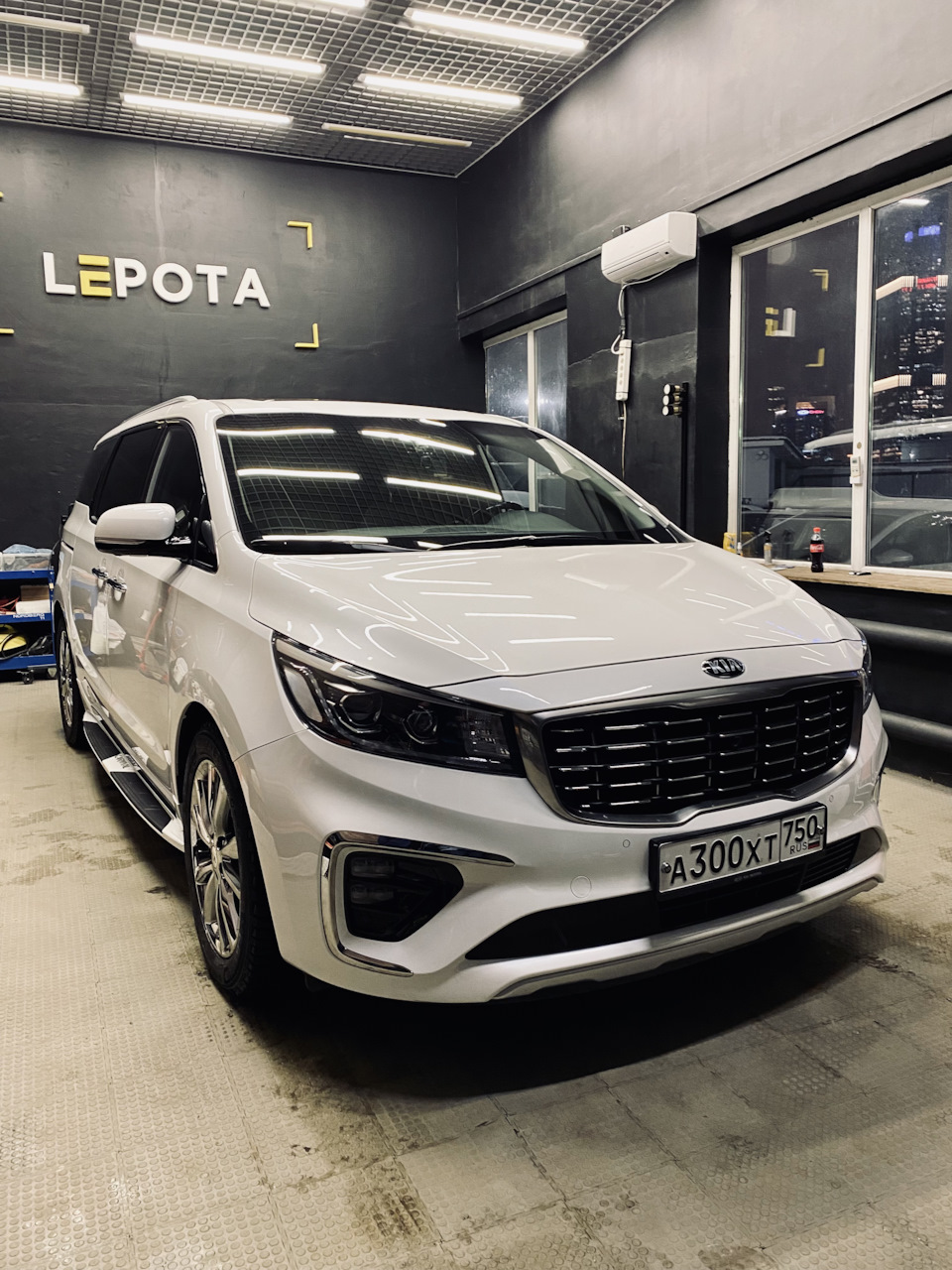 Наводим LEPOTу! — KIA Carnival (3G), 2,2 л, 2019 года | стайлинг | DRIVE2