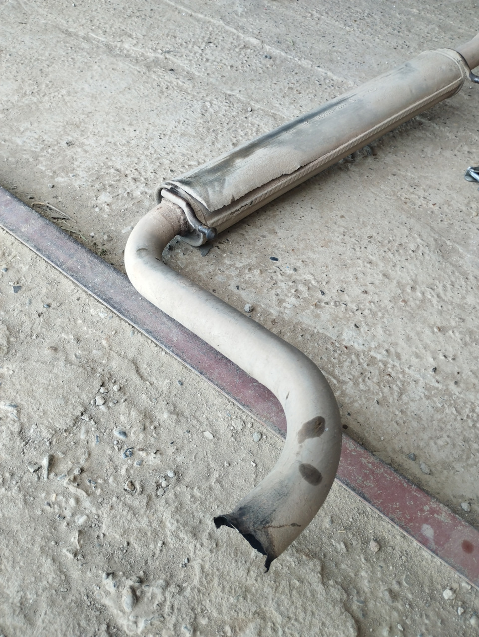 Глушитель часть 2 — Lada Приора седан, 1,6 л, 2007 года | наблюдение ...