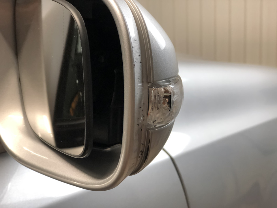 Замена поворотника в правом зеркале Mercedes E-Class W211 — Mercedes ...