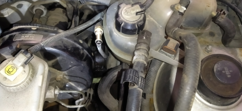 Снимаем шланги — Opel Astra F