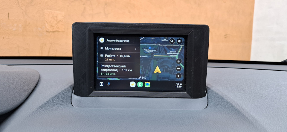 В авто — Opel Mokka (1G)