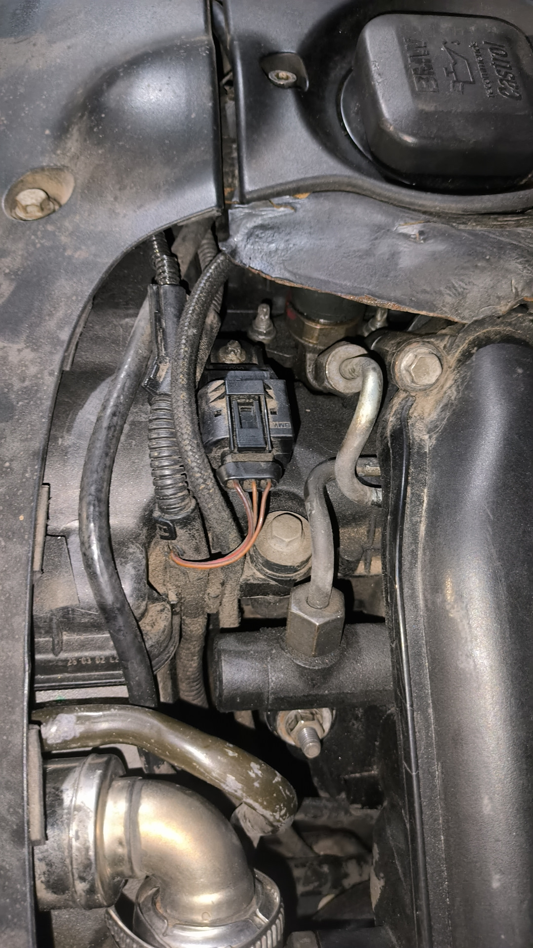 Не заводится на горячую, ошибка 7717. Датчик коленвала и распредвала ...