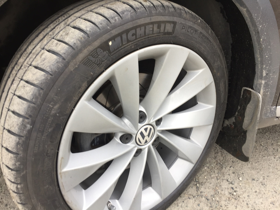 Лето — новая резина — Volkswagen Passat Alltrack (B7), 2 л, 2012 года ...