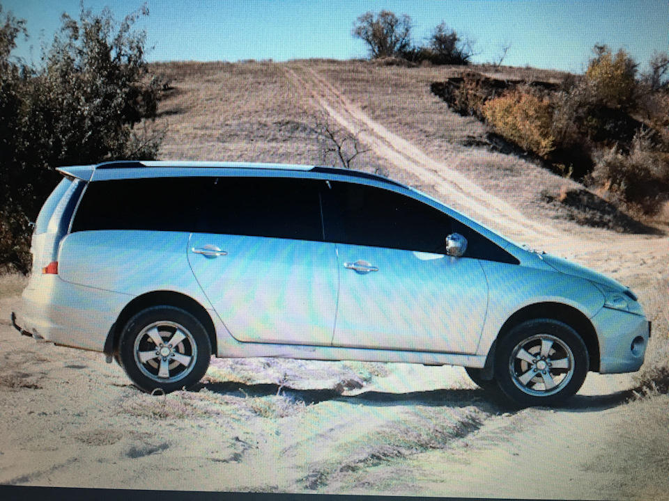 Грандис на усиленных, передних Ф18мм, и задних Ф18 и Ф19мм, г.Константиновка… — Mitsubishi Pajero Sport (1G)