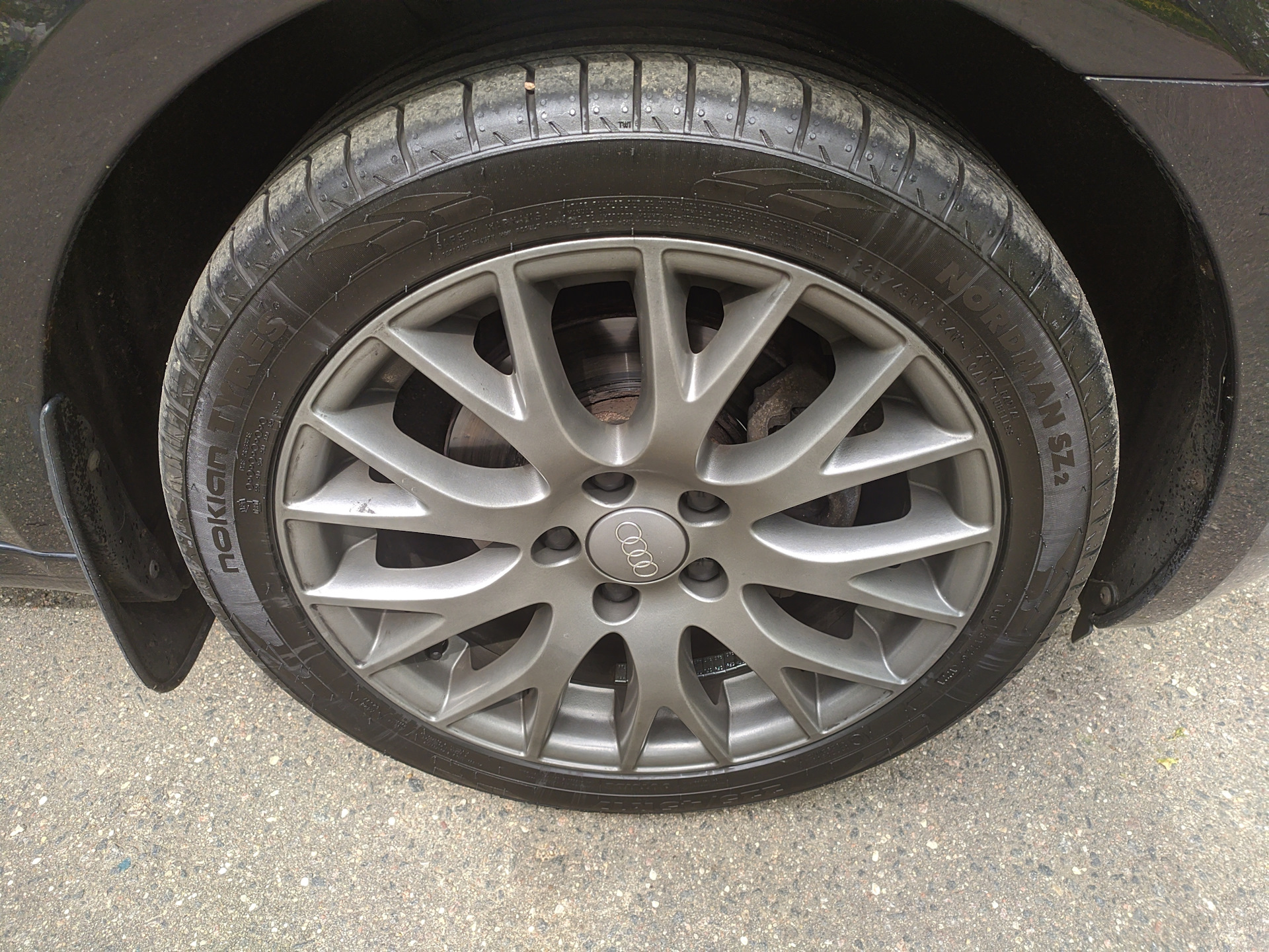 Колпачки на колесные болты. — Skoda Octavia A7 Mk3, 1,4 л, 2014 года ...