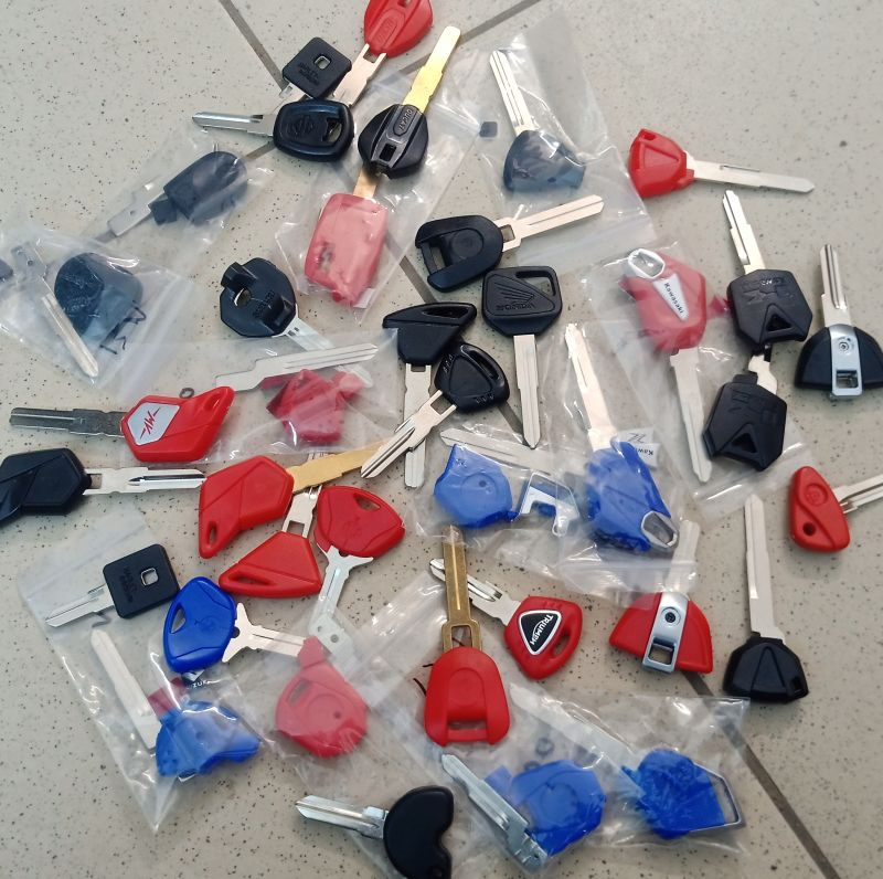 🔑 Мотоцикл Honda — программирование дубликата ключа зажигания — Авто ...