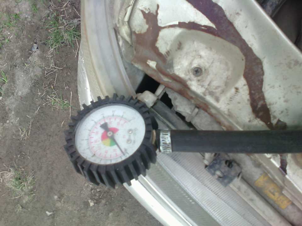 Давление в топливной рампе. — Lada 21114, 1,6 л, 2005 года | своими ...