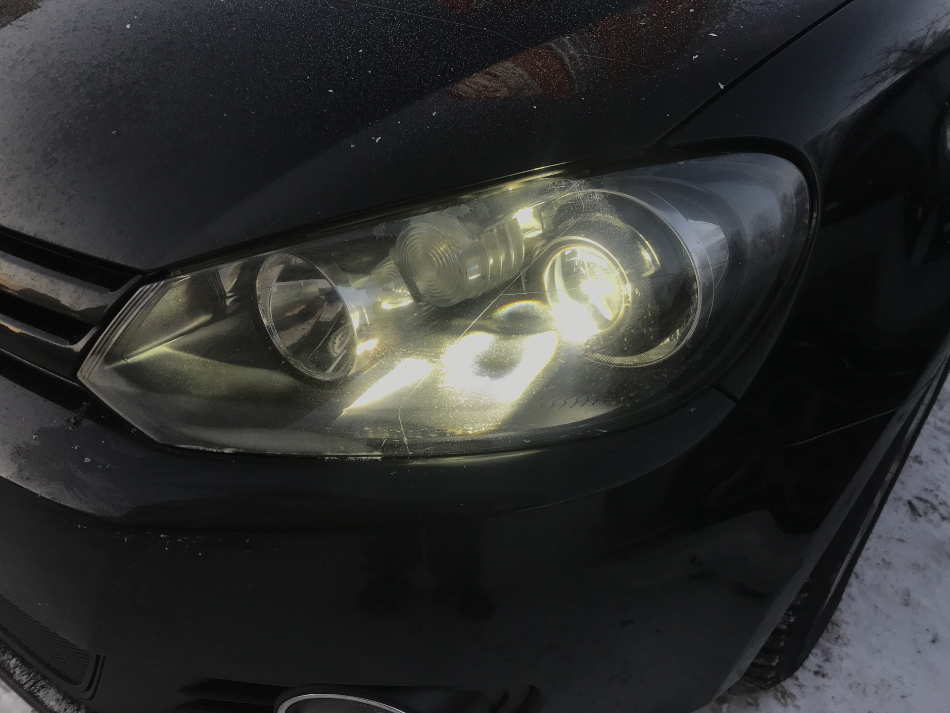 Bi-LED линзы. — Volkswagen Golf Mk6, 1,4 л, 2011 года | электроника | DRIVE2