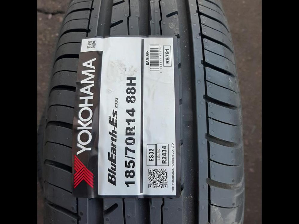 Резина Yokohama Bluearth ES32 185/70 R14 88H — Renault Logan (1G), 1,4 ...