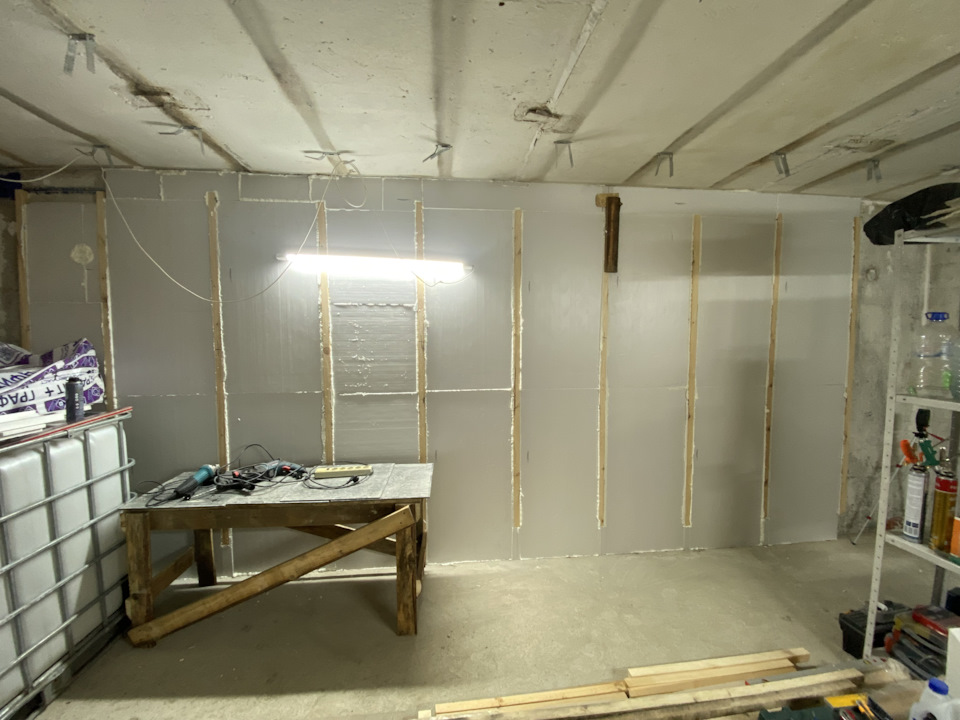 Утепление стен и заливка теплого Пола в будущем гараже мечты ...