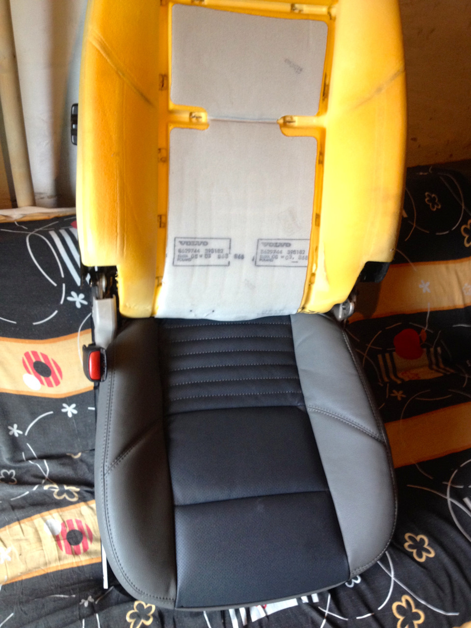 Первая сидушка готова. — Volvo C30