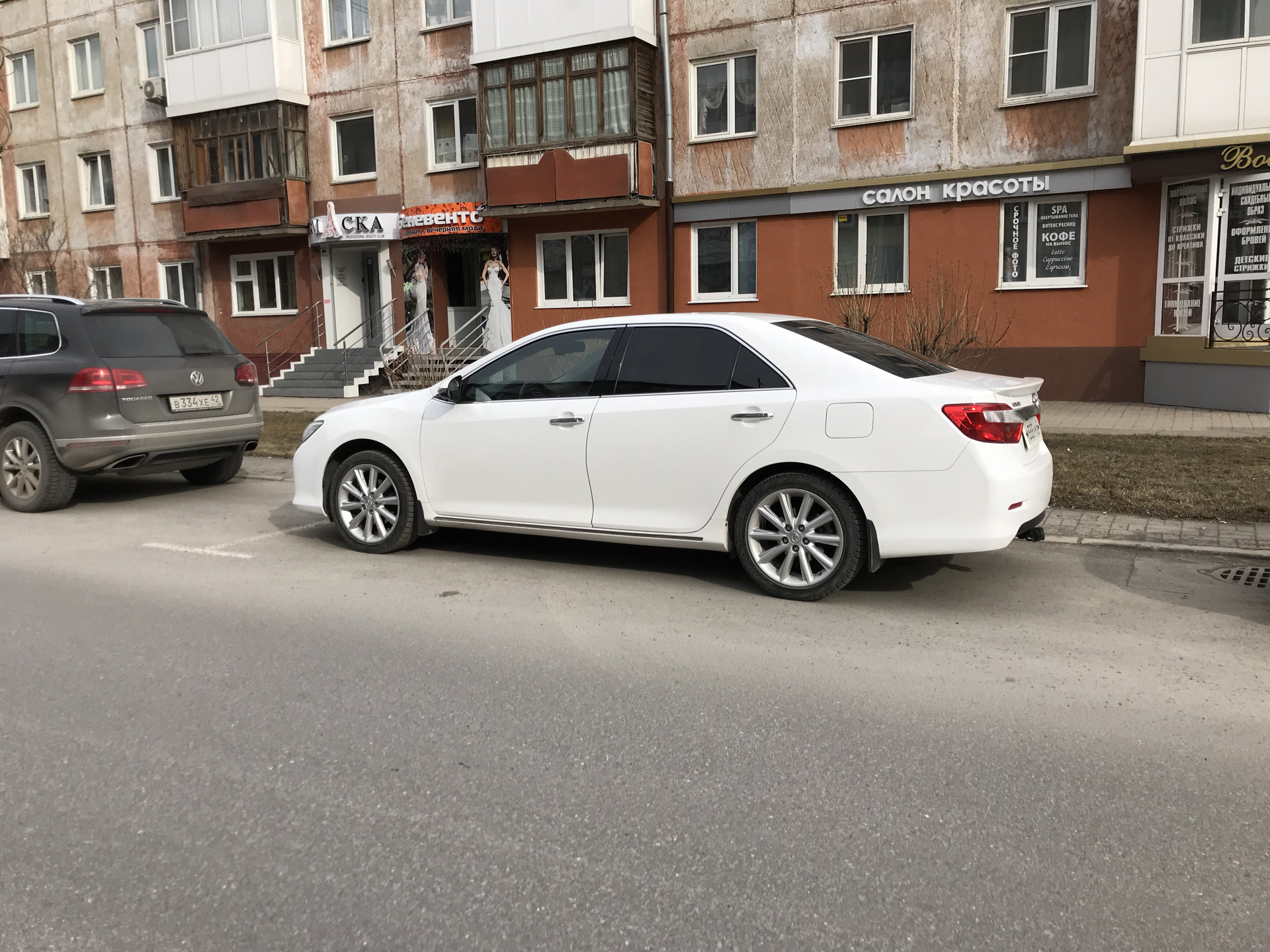 Тойота камри 225. Camry 235/40/19. 225\45 18 Camry. 225/50 R18 Камри 40. Камри 40 225 50 18.