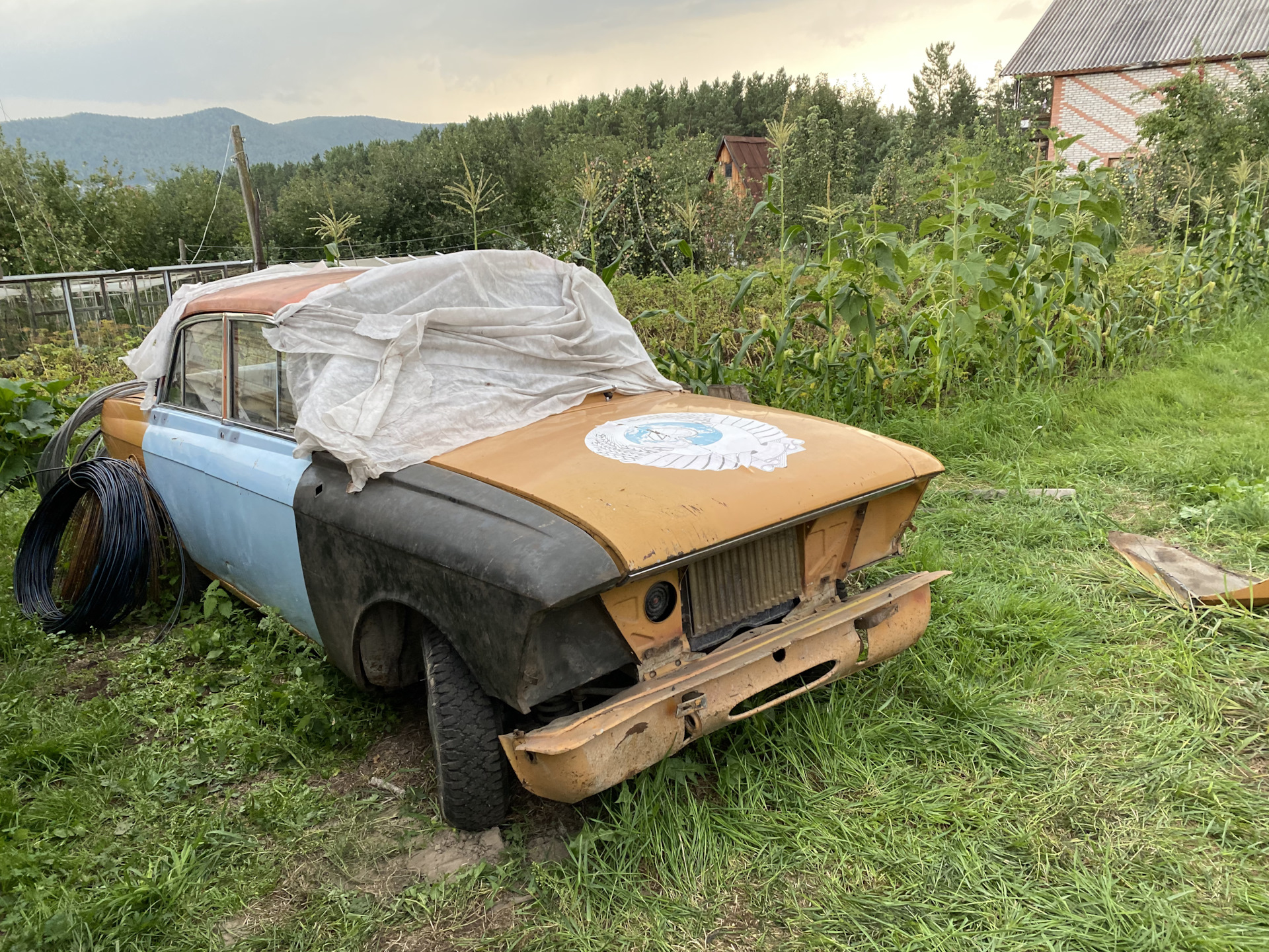 Новая старая морда. Старое ненужные автомобили. Бесполезная машина. Проекты из старого москвича. Путешествие на Старом Москвиче.