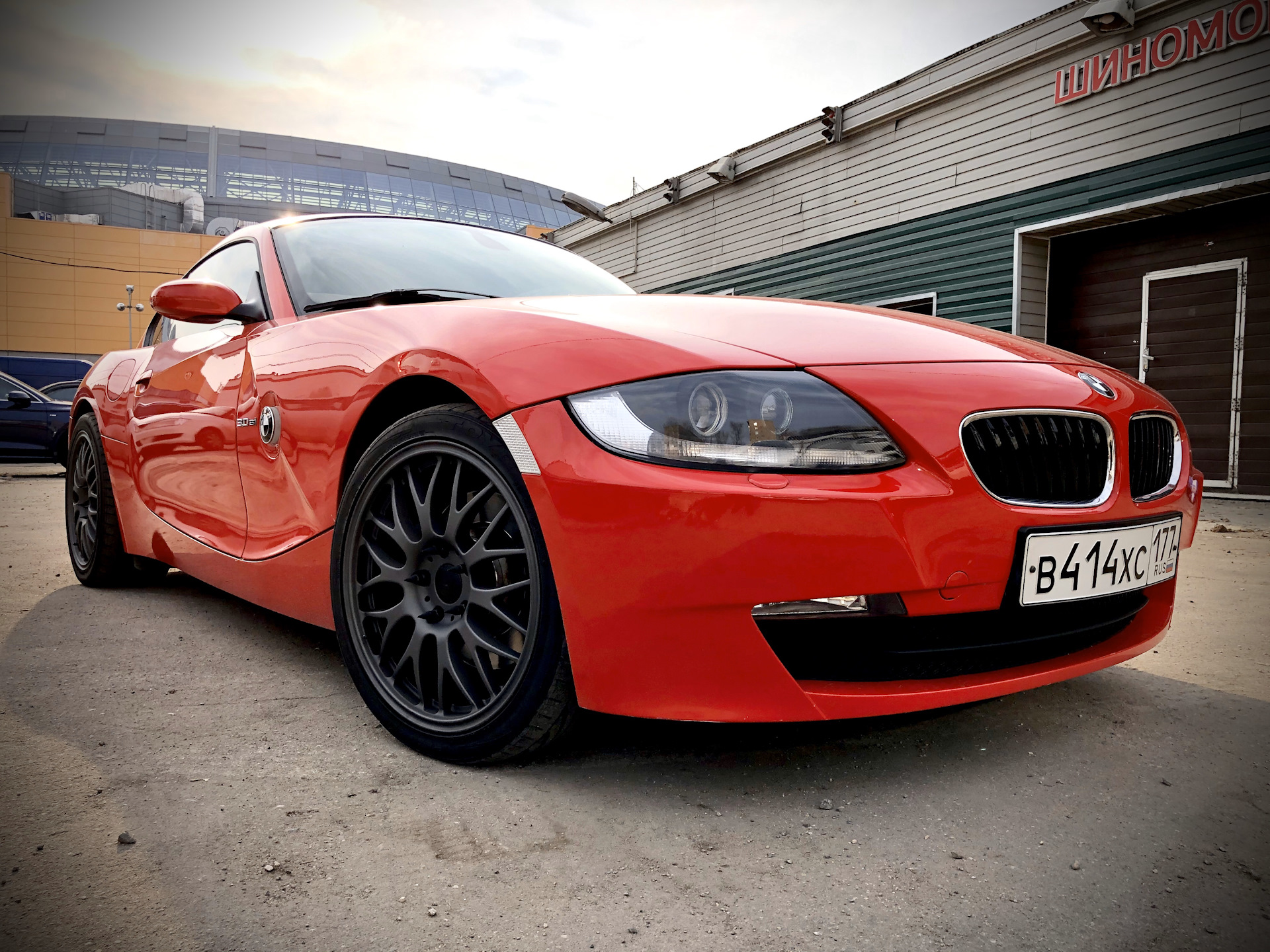 Второй красный. BMW z4 Red. БМВ z4 красная. BMW z4 Red Chrome. BMW z4 Coupe Red.