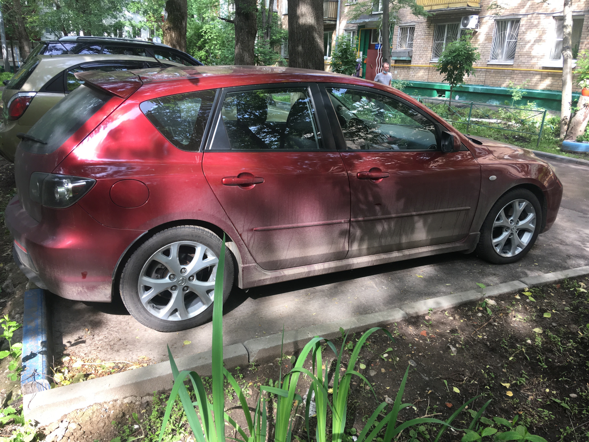 Суета с дисками — Mazda 3 (1G) BK, 2 л, 2008 года | колёсные диски | DRIVE2