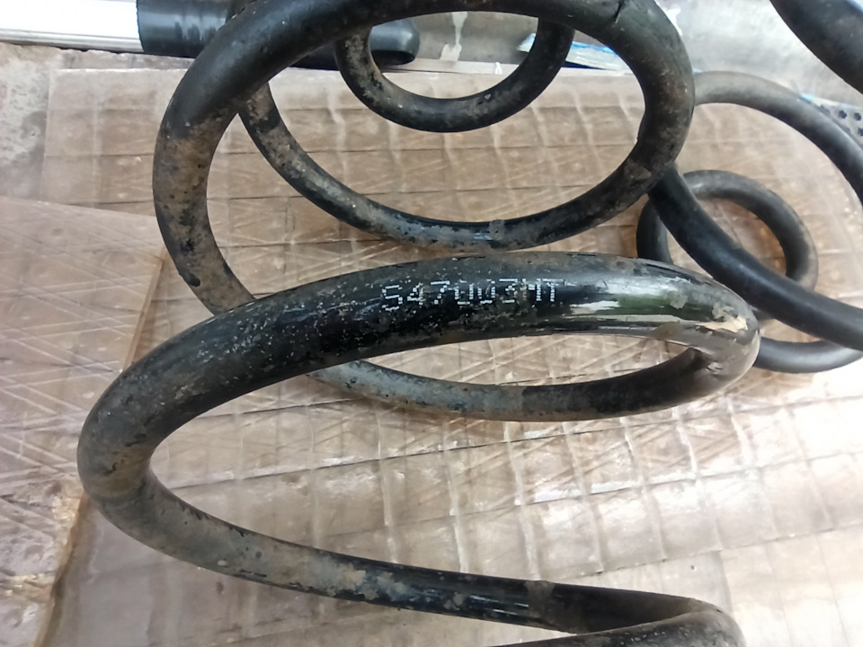 №207🇧🇪 Задние пружины Вектра А Замена — Opel Vectra A, 1,8 л, 1995 года ...