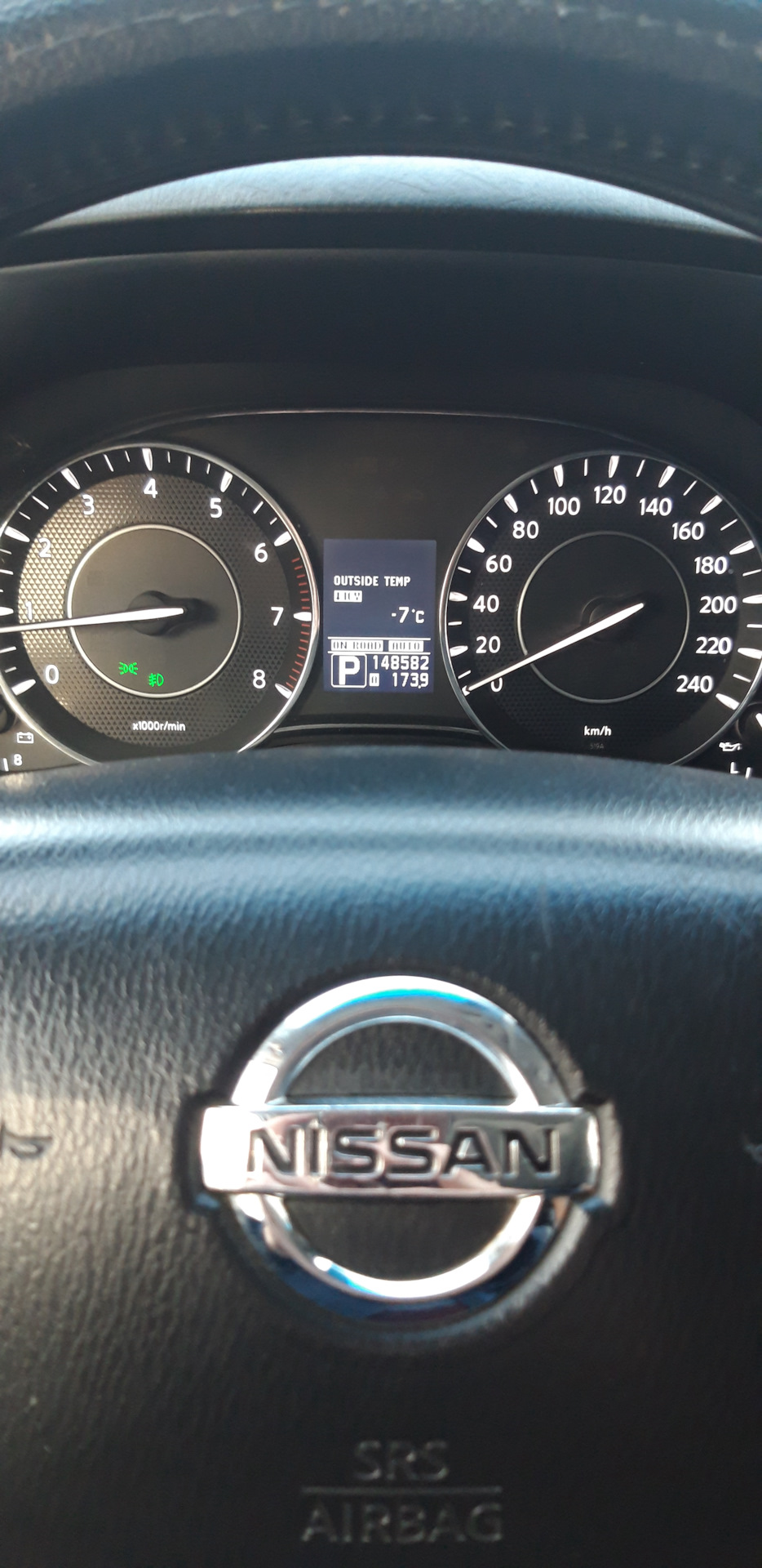 Замена свечей, убираем чек — Nissan Patrol (Y62), 5,6 л, 2010 года ...