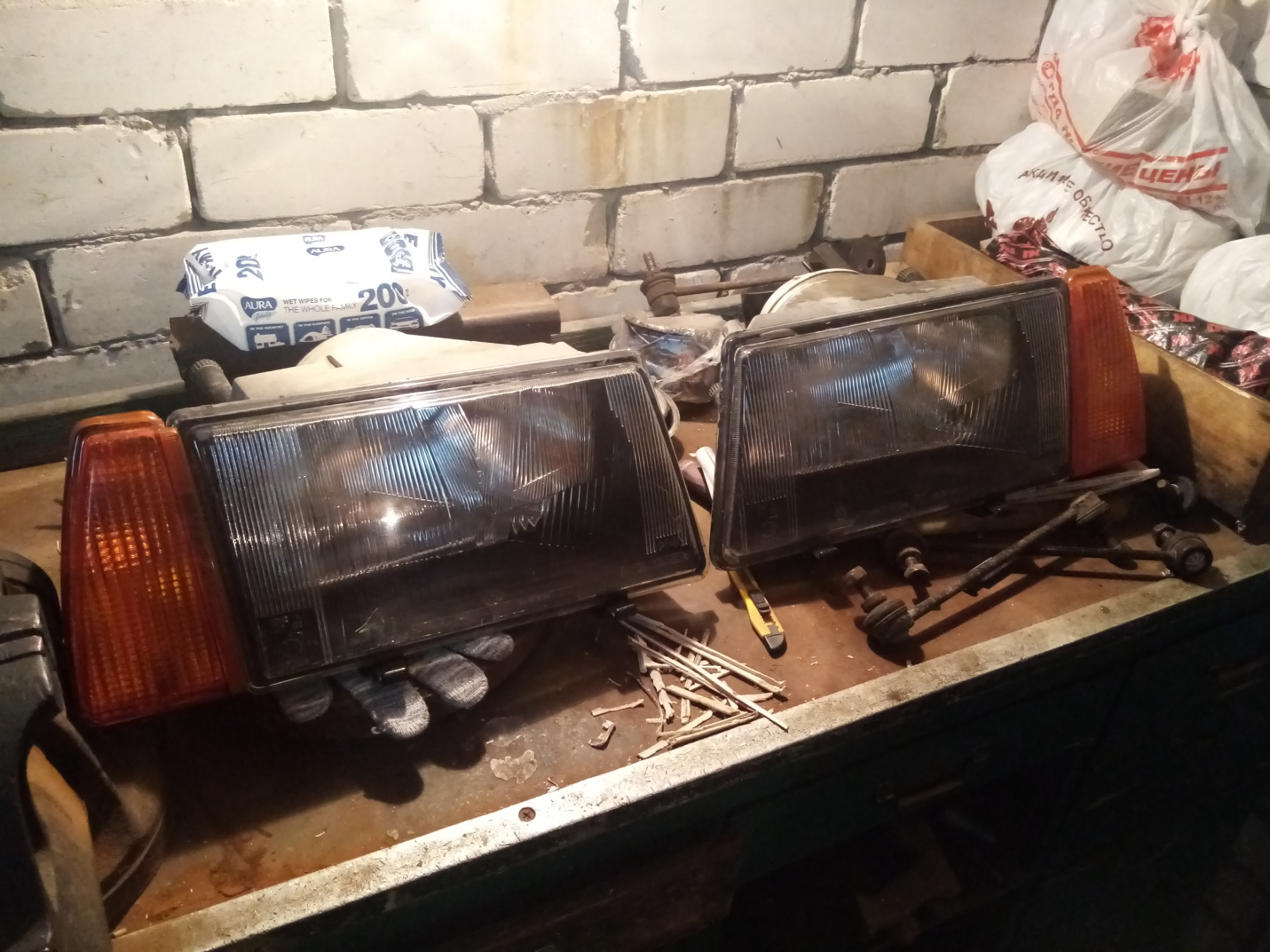 Покраска фар 2109 в чёрный цвет — Lada 21093, 1,5 л, 1997 года | своими ...