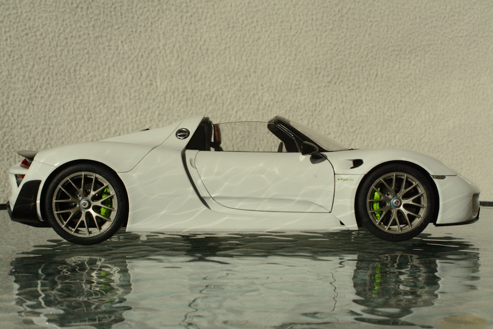 Porsche 918 Spyder Weissach Package 1:18 AUTOart — Сообщество