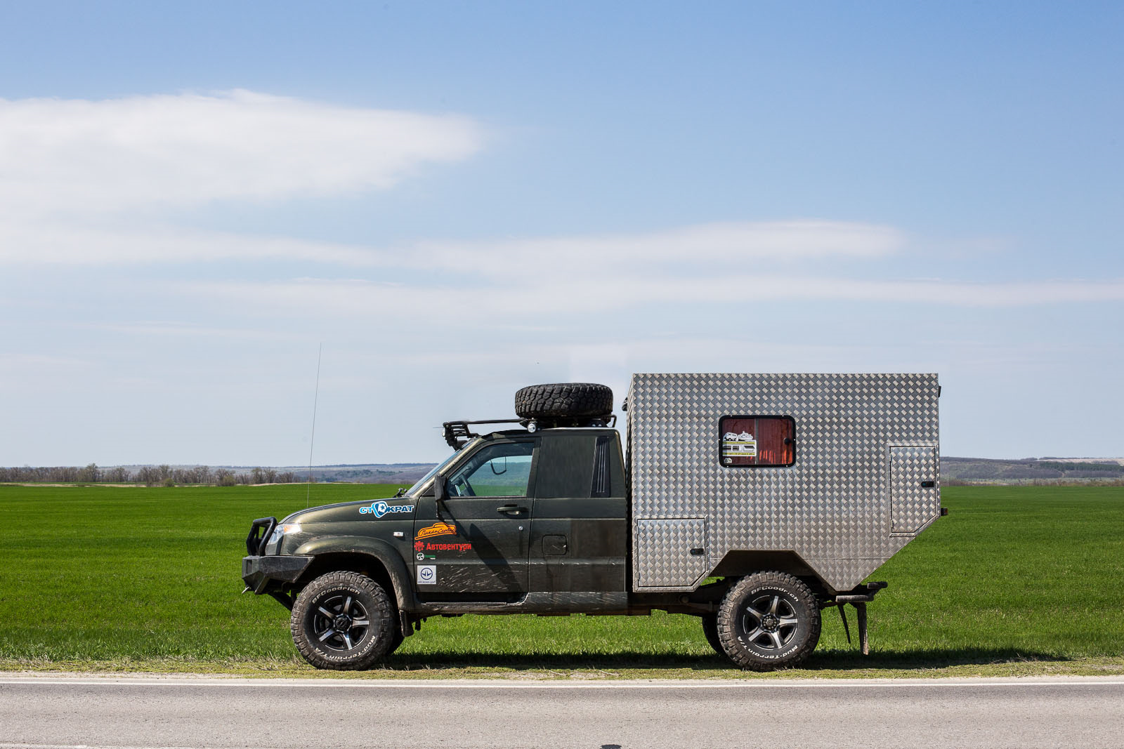 Уаз карго. УАЗ карго автодом. УАЗ карго Offroad. Кемпер 4x4 УАЗ. УАЗ карго 3д.