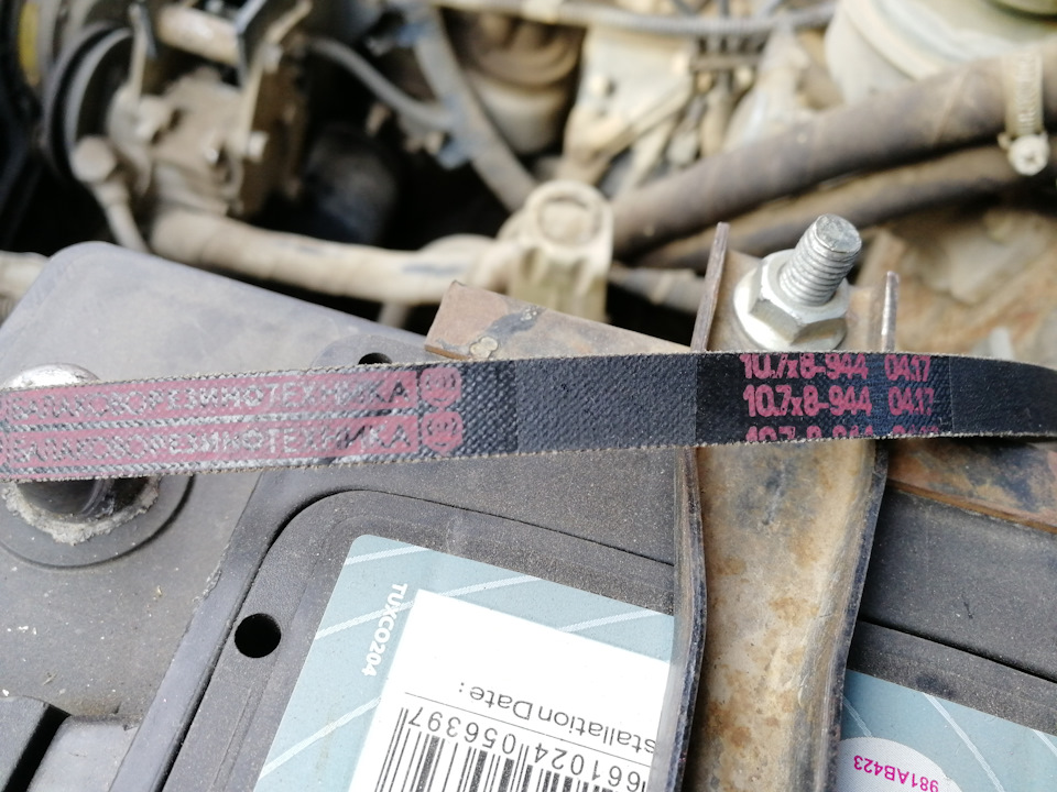 Замена ремней. — Chevrolet Niva (1G), 1,7 л, 2003 года | своими руками ...