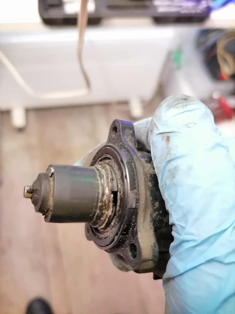 Пропали холостые — Mitsubishi Airtrek, 2 л, 2002 года | расходники | DRIVE2