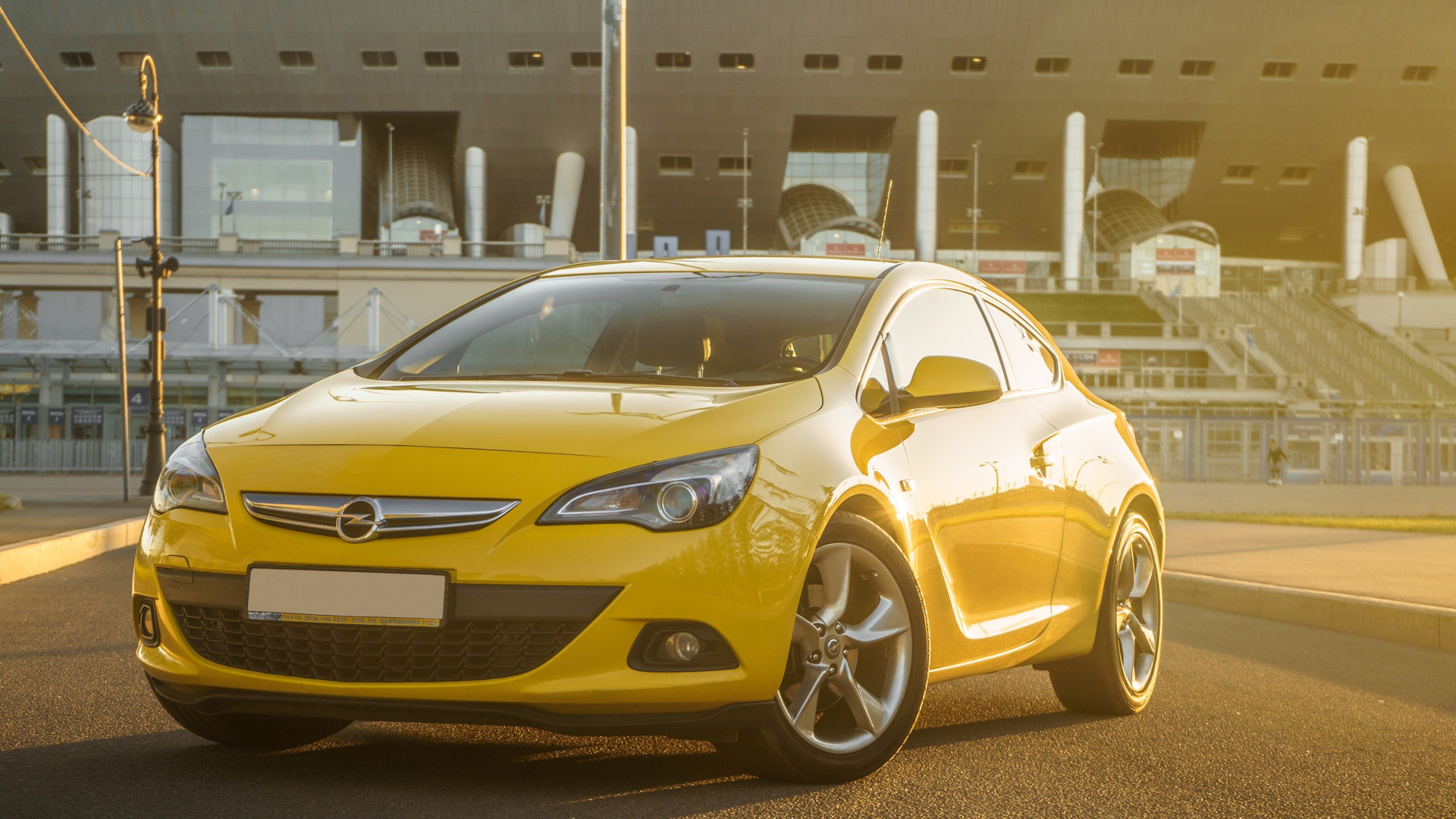 Opel Astra GTC 1 4