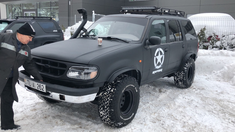 Ford Explorer 5 Raptor