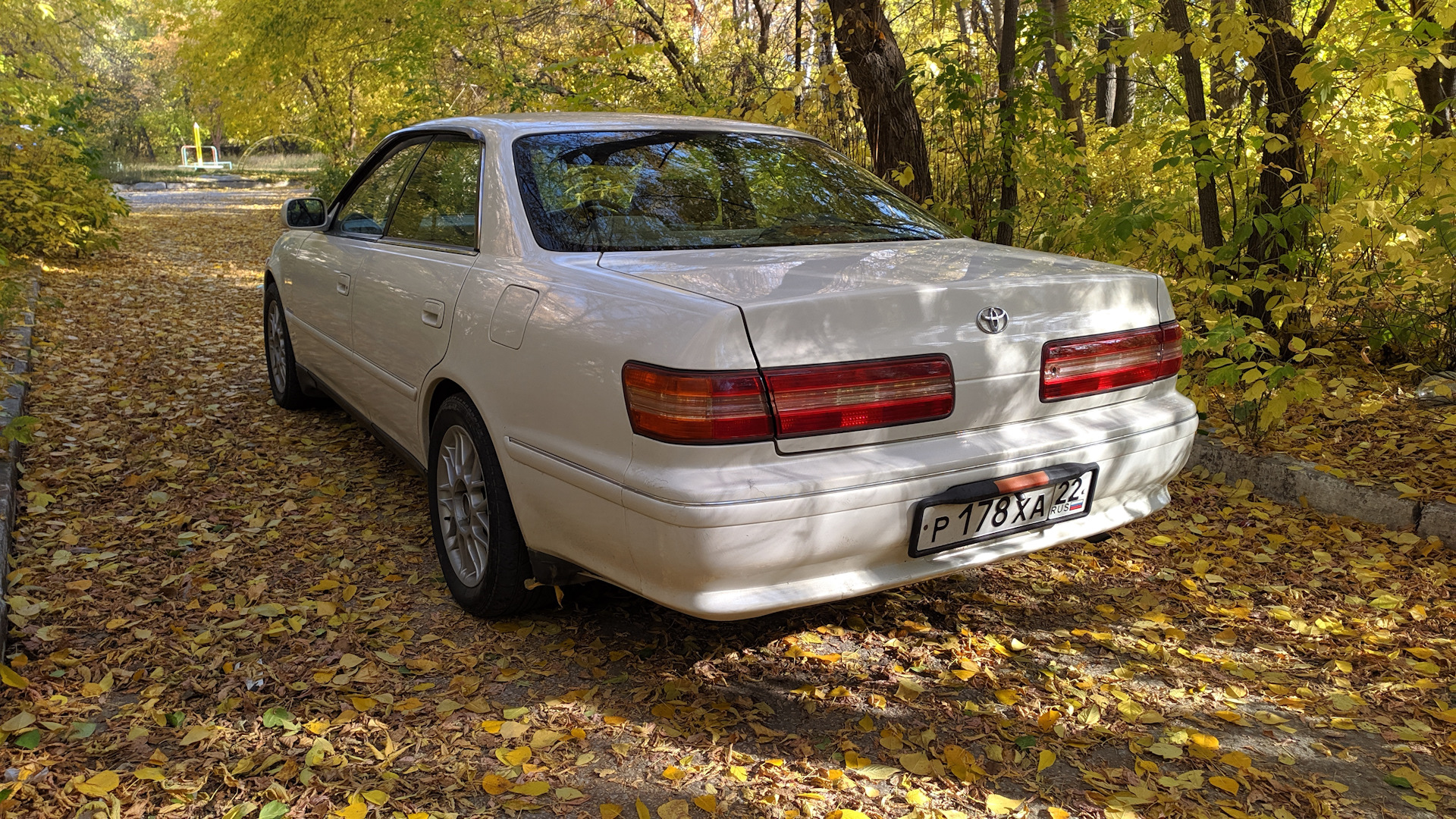 Toyota 1997. Тойота Марк 1997. Тойота Марк 2 1997. 1997 Toyota Mark II 100. Тойота Марк 2 1997 г.