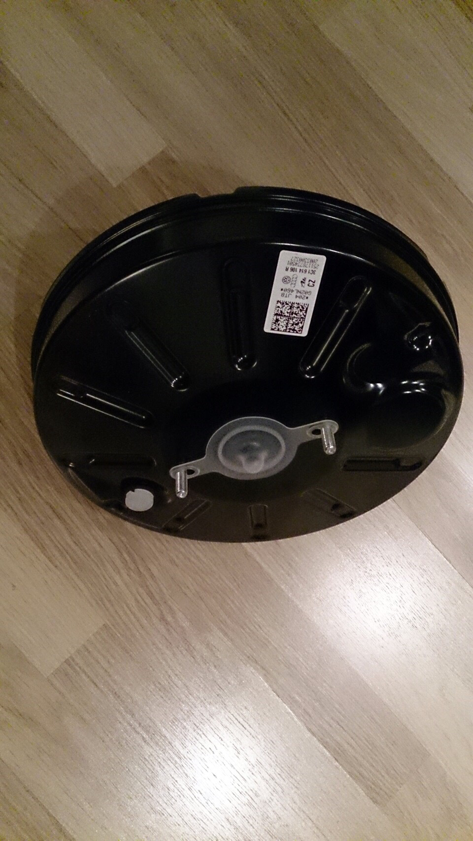 Скрип вакумника при нажатии на тормоз — Volkswagen Tiguan (1G), 1,4 л ...