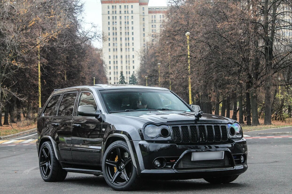 Jeep Grand Cherokee srt8 2017