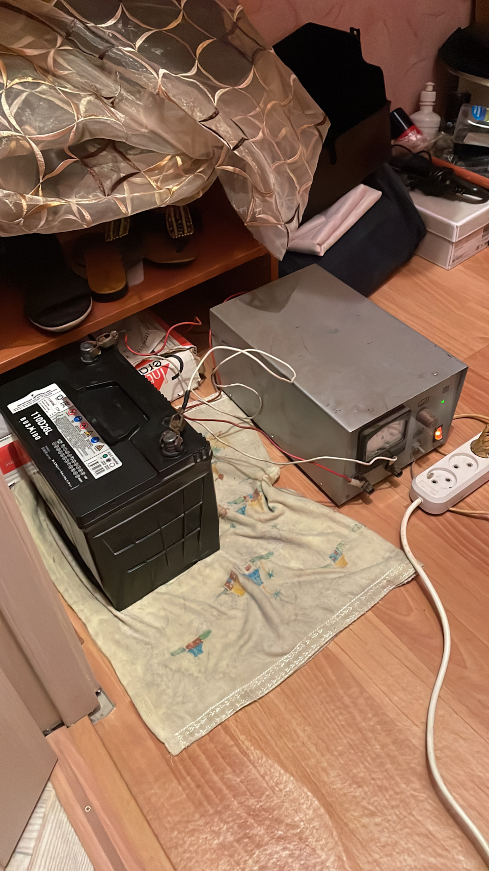 Внеплановая подзарядка аккумулятора перед зимой… — Mitsubishi Pajero ...