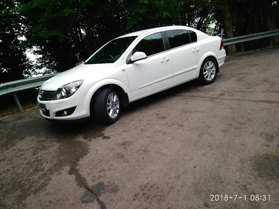 Фото в бортжурнале Opel Astra H