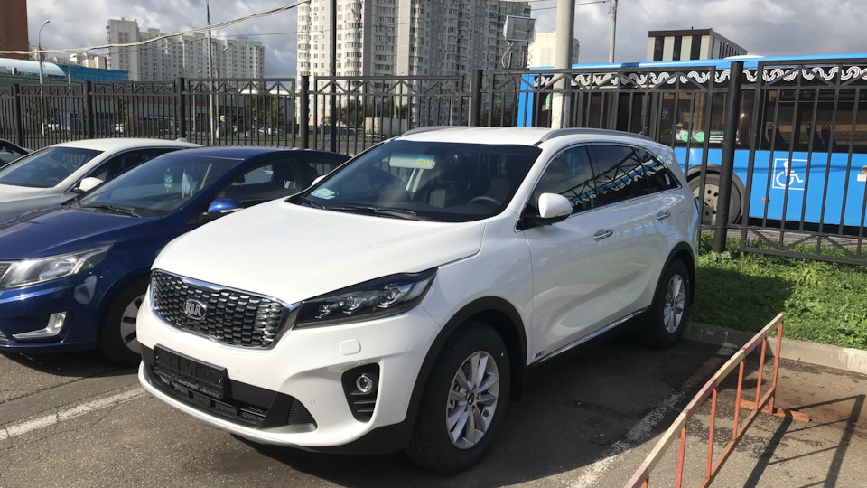 KIA Sorento 2.4 GDI Белый