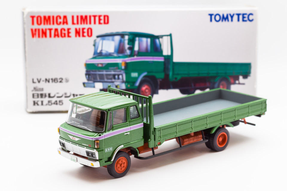 1970's Hino Ranger KL545 1:64 Tomica Limited Vintage NEO
