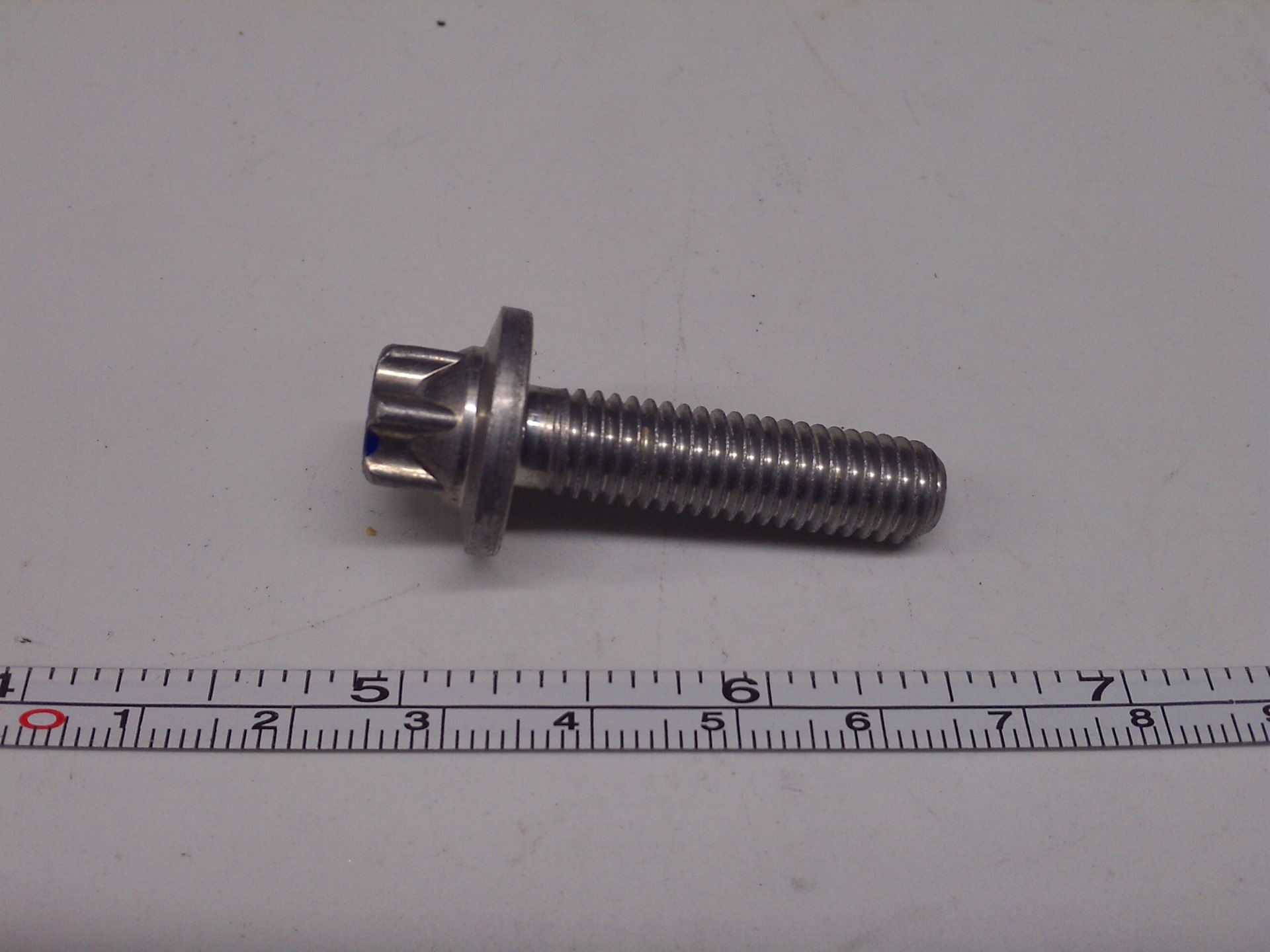 болт с фланцем м8 vag. болт форсунки для renault duster 2012. болт torx m8x30 bmw. болт м12*1,5*45 10. колесный болт м12х60.