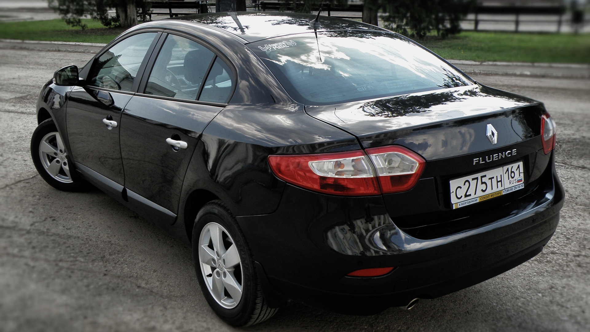 Renault Fluence 1.6 бензиновый 2012 | Black Pearl на DRIVE2