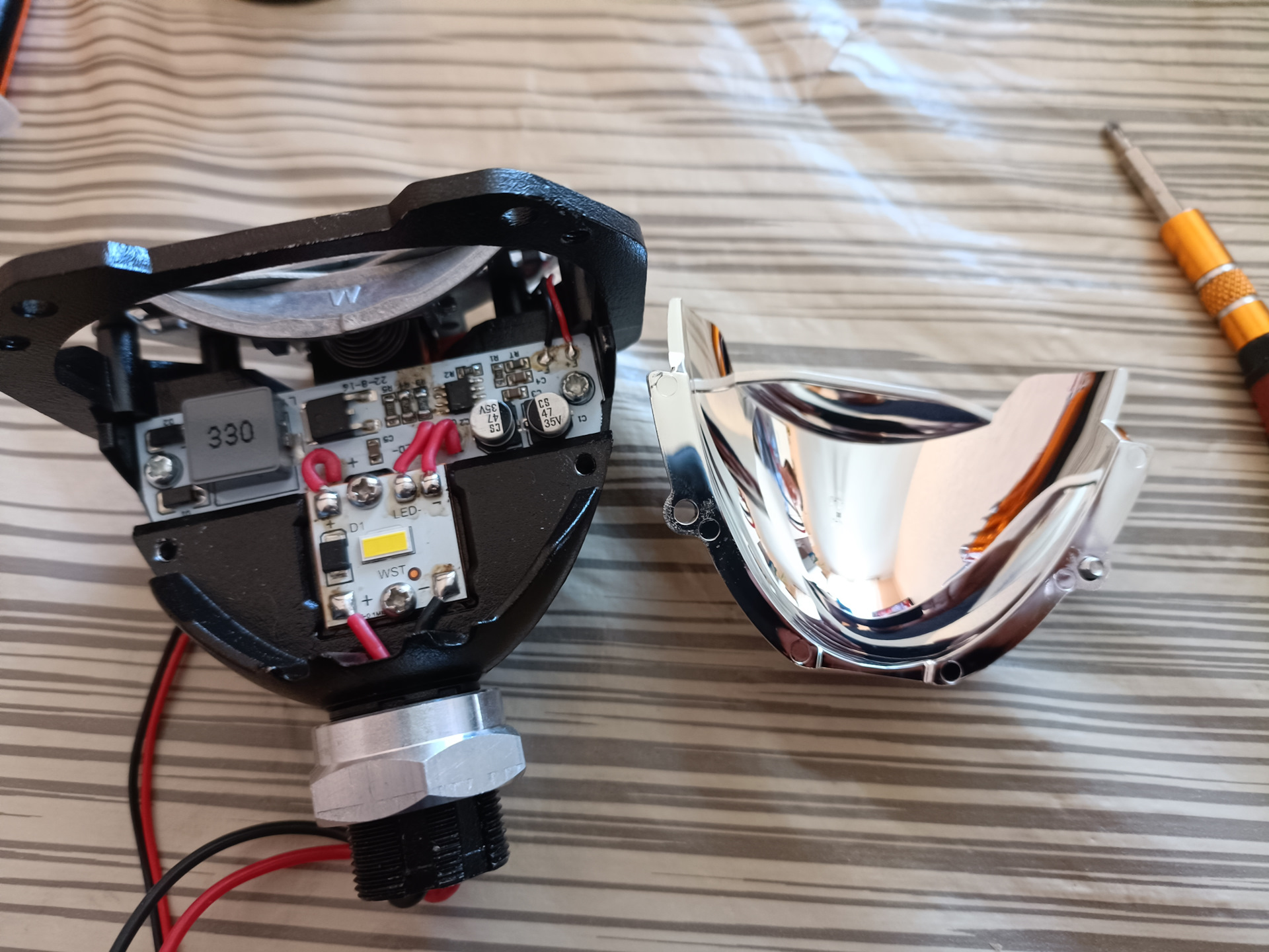 Билед модуль 2107. Фара мерседес r350 251. Aozoom k3. Билед модули sariti s3 3. Bi-led a2 линзы (replica koito).